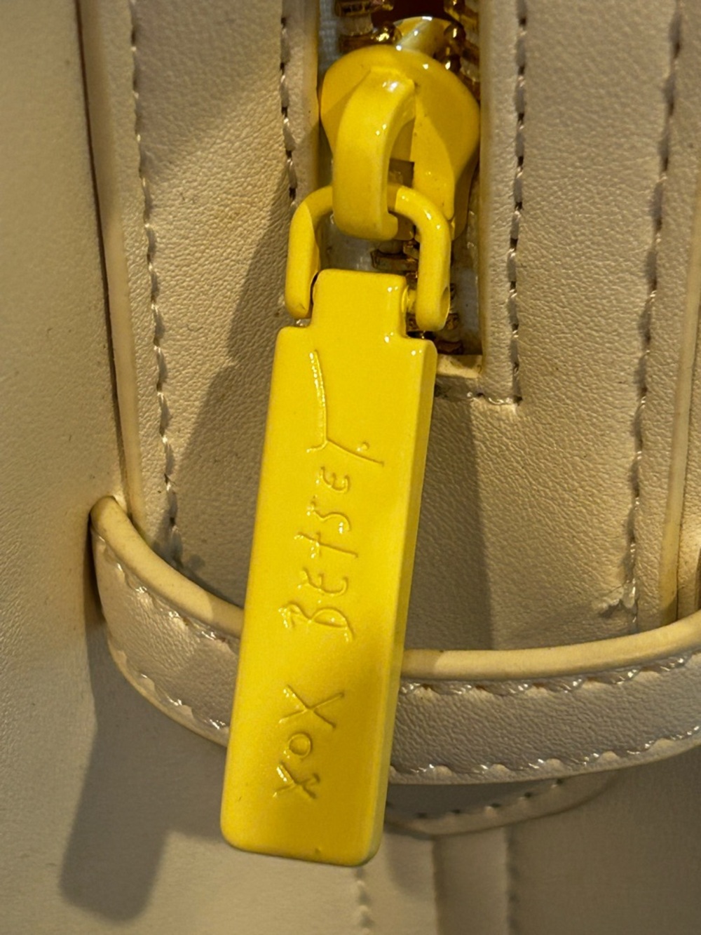 Betsey Johnson Cream and White Satchel/crossbody with Whimsical Details - Picture 8 of 15